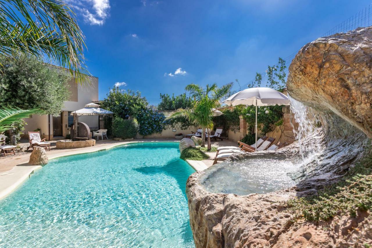 Hotel Villa Canu Кабрас Екстер'єр фото